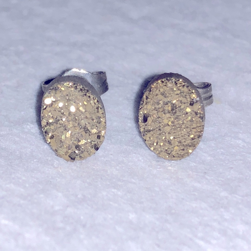 NWOT Gold Tone Natural Druzy Sterling Silver Earrings